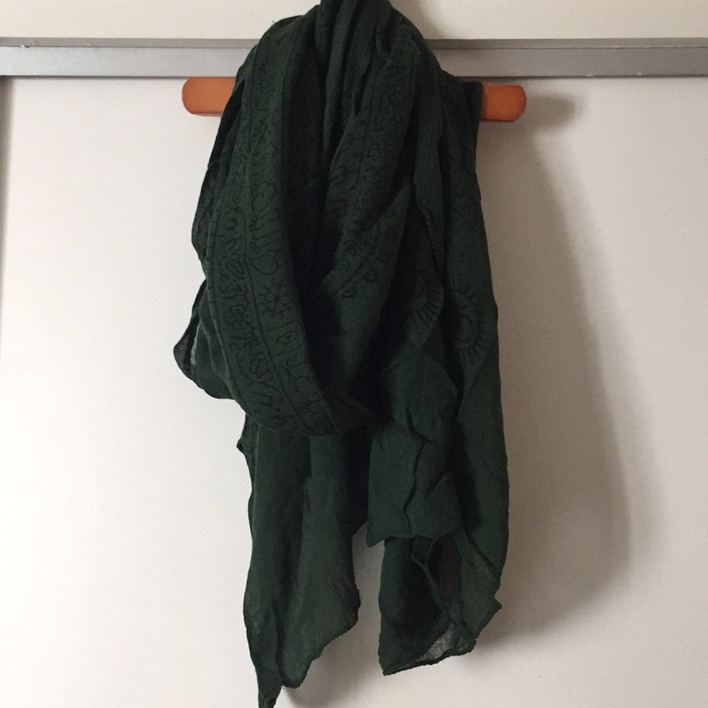 Rich Forest Green Ohm Scarf